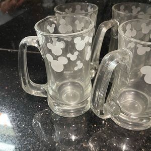 8 disney mugs